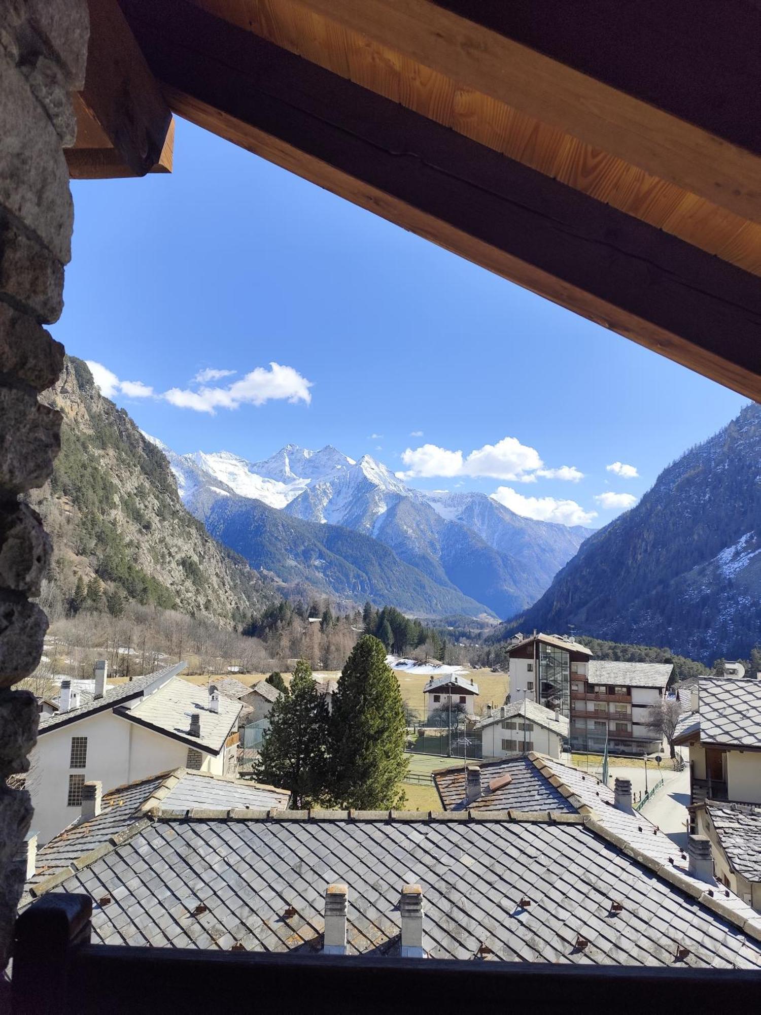 Valley Vacanze บรุสซอน ภายนอก รูปภาพ